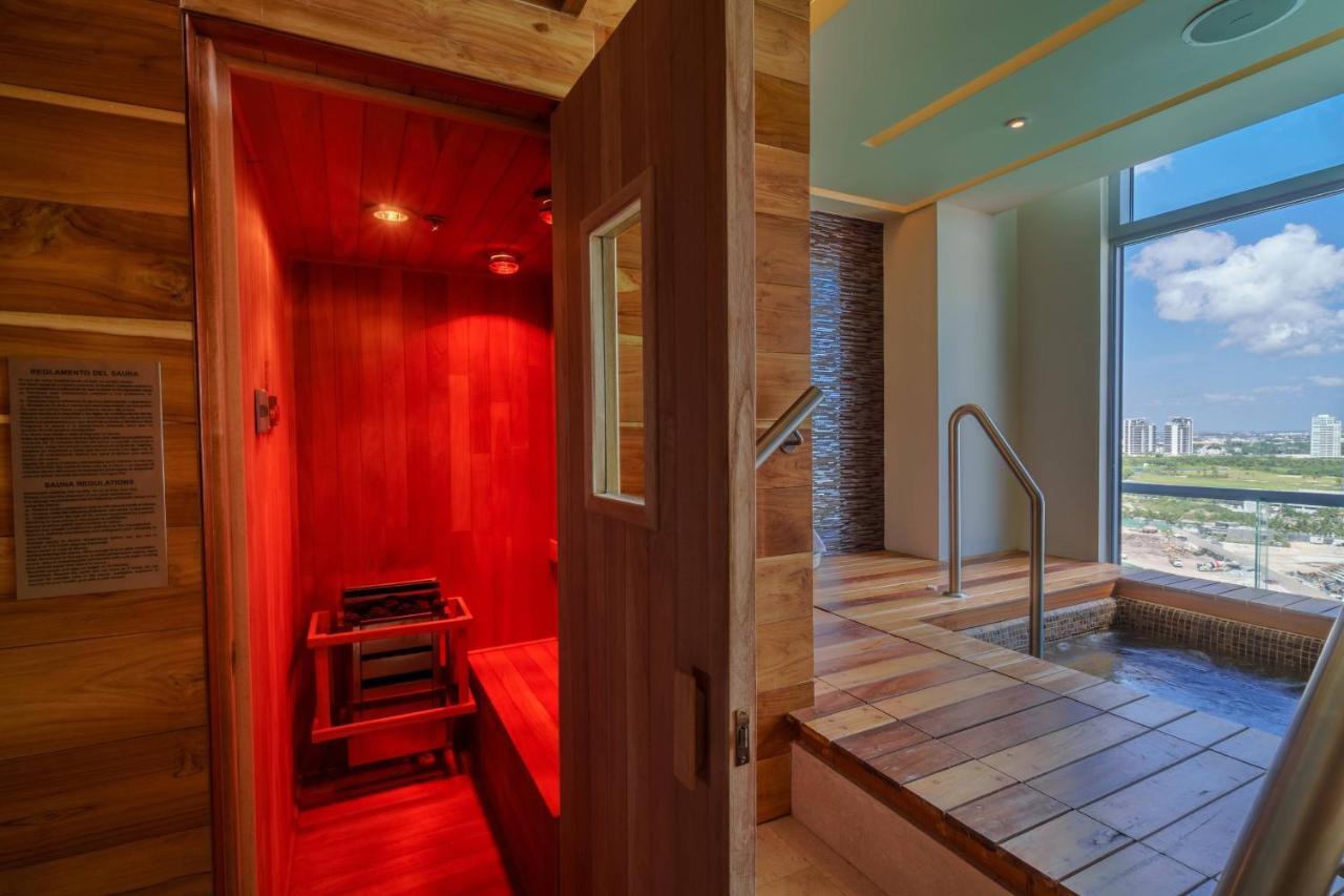 Renaissance Cancun Resort & Marina Luaran gambar A modern infrared sauna